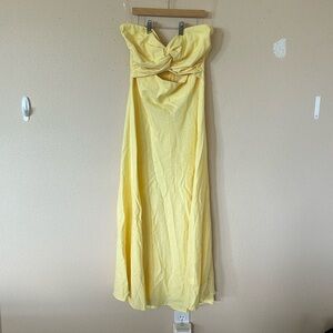 Never been worn strapless yellow dress